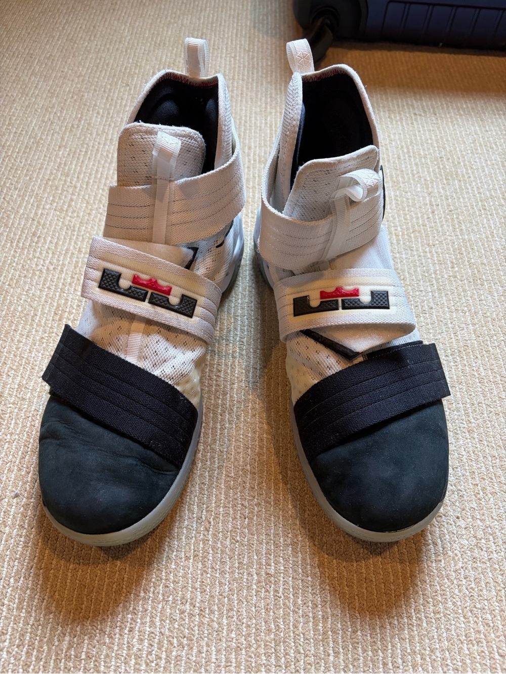 LeBron Men's Strap Basketball Shoes in White and Black